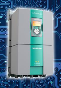 Die Frequenzumrichter vom Typ ADV200LC eignen sich für den Einsatz in Kunststoffextrusions- und -spritzgussanlagen. (Bild: Gefran Deutschland GmbH)