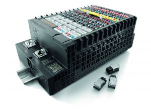 Für Profinet-Netzwerke stehen im Remote I/O-System u-remote Koppler zur Anbindung von bis zu 64 I/O-Modulen bereit. Die Koppler verfügen über einen integrierten Web-Server und eine Einspeisung der Versorgungsspannung für die Station. (Bild: Weidmüller GmbH & Co. KG)