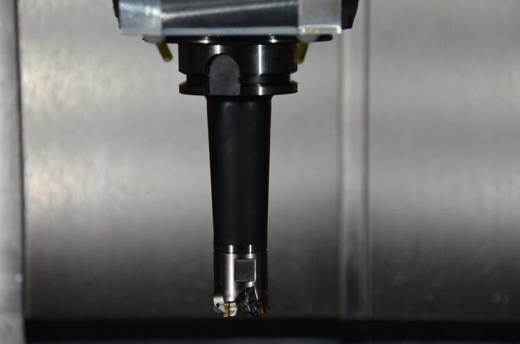 Beim Einsatz in einer Vertikalmaschine bei der Dörr CNC-Technik überzeugt das Werkzeug unter anderem durch lange Standzeiten.