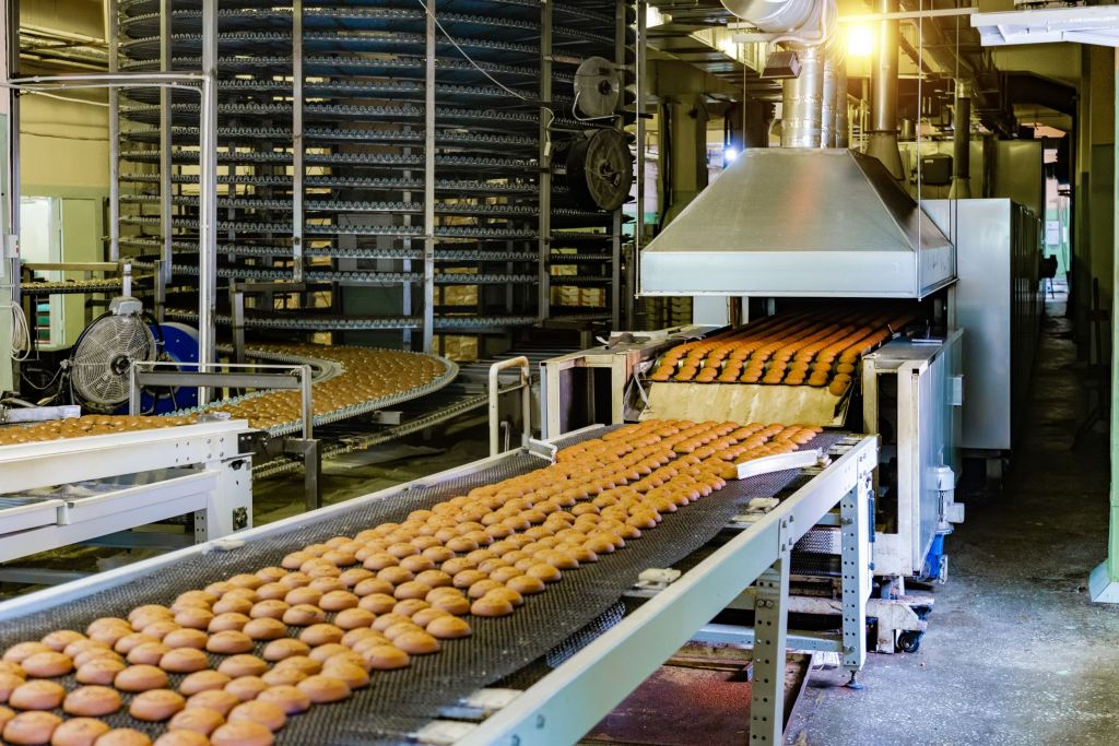 Bild 1 | Stehen Förderbänder in einer Großbäckerei still, können vier Stunden Produktionsausfall zwischen 40.000 bis 60.000 Euro Verlust bedeuten.
